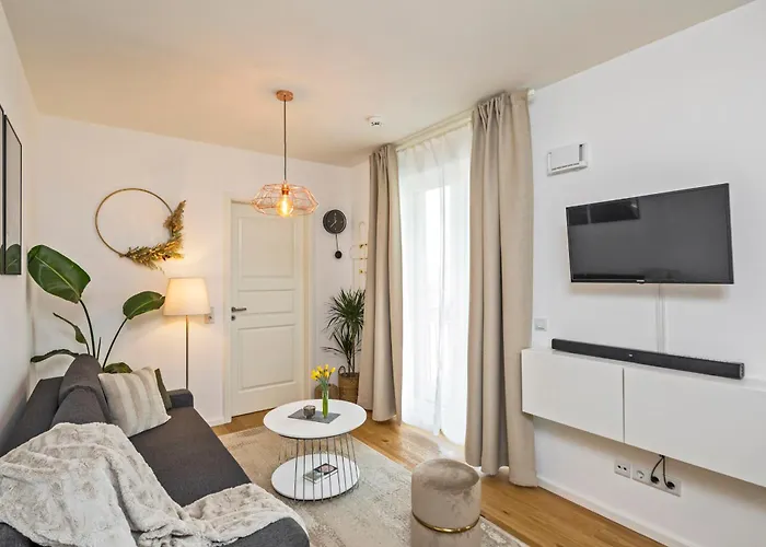 Stylishes Fuer 4 Mit Kueche Nahe Altstadt