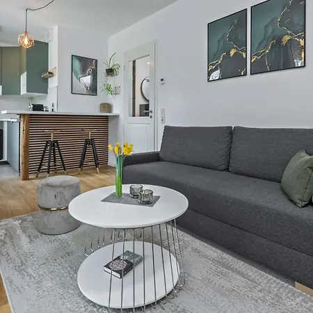 Apartman Stylishes Fuer 4 Mit Kueche Nahe Altstadt *