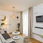 Stylishes Fuer 4 Mit Kueche Nahe Altstadt